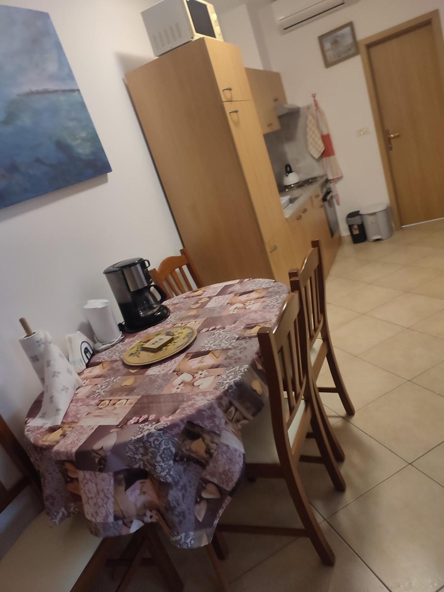 Apartmaji Jelena ไพราน ภายนอก รูปภาพ